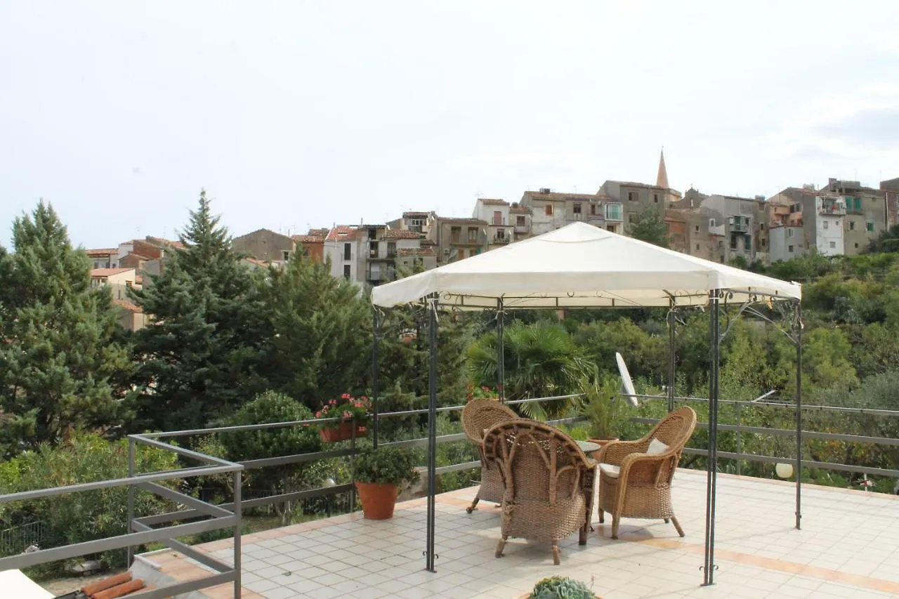 *** Couette-café B&B Villa Letizia Castelbuono  Italie